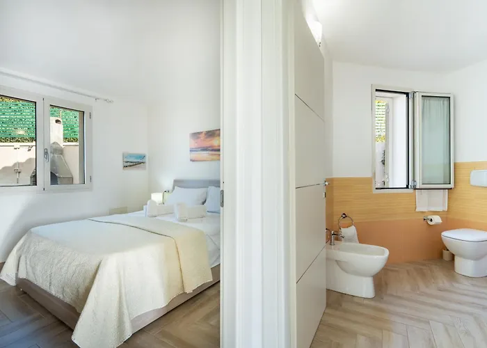 Vakantiehuis Li Junchi - Due Passi Dal Mare - Spazioso Giardino Badesi