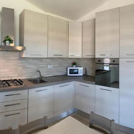 Holiday home Li Junchi - Due Passi Dal Mare - Spazioso Giardino Badesi