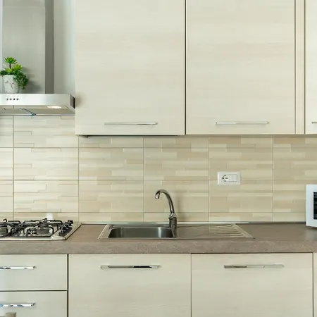 בית נופש Li Junchi - Due Passi Dal Mare - Spazioso Giardino באדזי