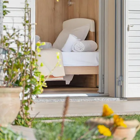 Li Junchi - Due Passi Dal Mare - Spazioso Giardino *