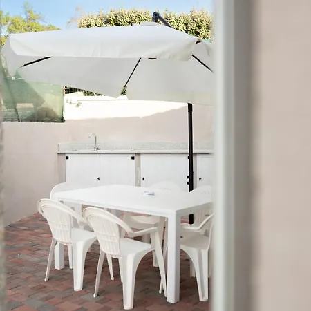 Li Junchi - Due Passi Dal Mare - Spazioso Giardino Ferienhaus